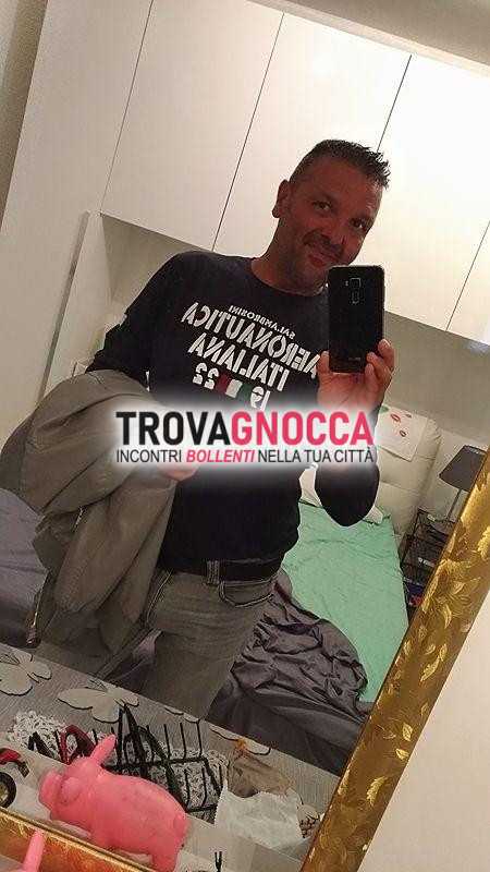 idraulico esperto cerca compagnia momenti relax mi farebbe piacere incontrare donna condividere massaggi sensuali divertimento e spensieratezza