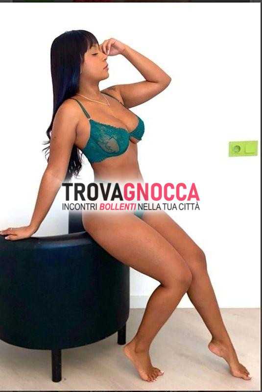 eccomi qui. ti lascero' senza parole. 🤤♟. sono tutta bagnata te chiamami casa tua fino tardi notte non perdere tempo🔝🔞