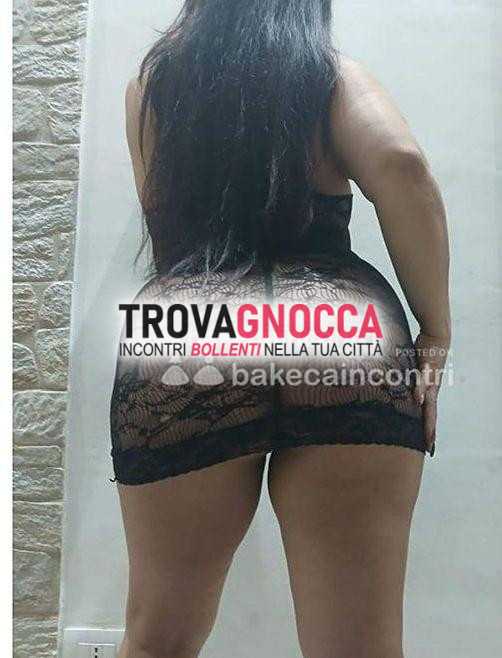 aversa nord mery appena arrivata napoletana e vogliosa ti aspetta un’esperienza passionale stanza aria climatizzata
