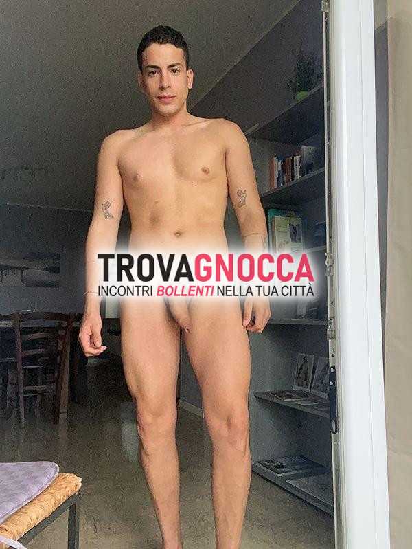 🔥attenzione 🔥🔥 È arrivato cittÀ alessio 🍆🍆 bel maschio molto dotato e assolutamente voglioso pronto darti tutto cio' cui hai bisogno🍆