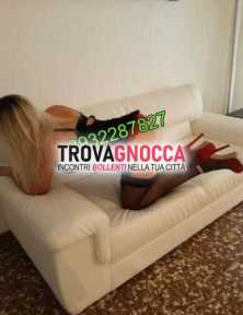 carlotta fantastica massaggiatrice momento piacere e distensione dopo lavorativa giornata pesante