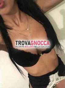 appena ritornata aline brasiliana calda e sensuale troia offre bocchino naturale β€β€. appena ritornata aline brasiliana calda e sensuale troia offre bocchino naturale β€β€.