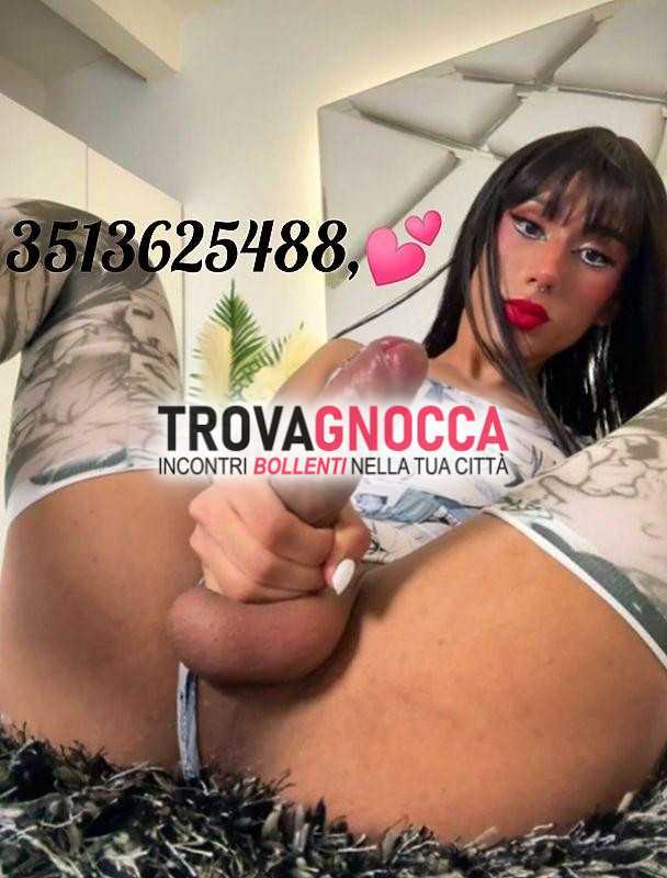 💋 ultimo giorno ❤️ 💋 deliziosa transessuale como centro 💋 ❤️ disponibile momenti intensi 😋 att-pass e pronta renderlo unico ogni posizione