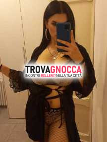 💋 massaggiatrice esclusiva 💋 ti invito vivere un'esperienza unica mia compagnia qualcosa che si distingue dall'ordinario momento estremamente piacevole che non dimenticherai
