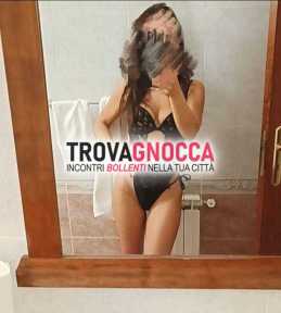 italiana disponibile contattami solo tramite whatsapp