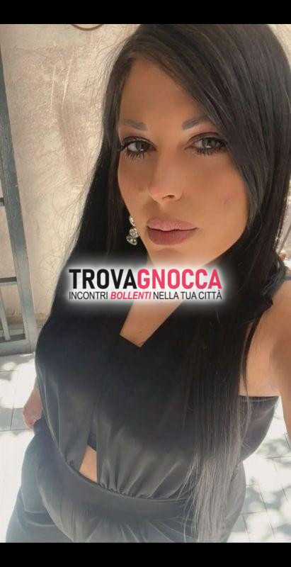 😘 ciao sono patrizia sensuale napoletana sexy🔥. sono nuovo arrivo citta' e ti aspetto🔥. proprio mi vedi😘 sono tutta scoprire🔥🔥. offro massaggi e molto piu' completamente tua🔥.