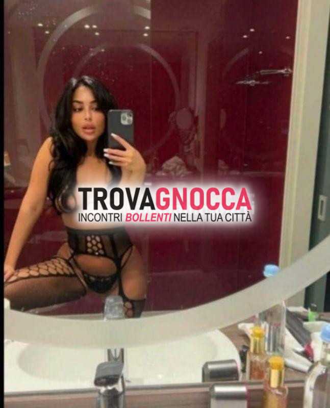 a cocolichio 😍 fantastica novitÀ ❤ prima volta mola bari zoccoletta sexy e provocante ti aspetta sesso completo 360 gradi compreso eccezionale massaggio prostatico e un'attenzione particolare al tuo lato b