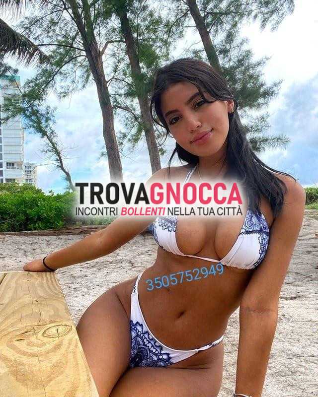 fermati qui beatrice. massaggio lingam un'esperienza relax totale. manipolazione intima gestire l'eiaculazione precoce disponibile ogni giorno. anche domenica