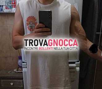 ritornato ragazzo giovane 26 anni italiano disponibile solo whatsapp e no uomini.