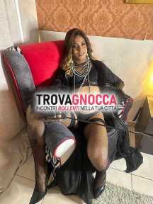 mel maia trav cui tutti parlano 🍑🔥 è giovane ragazza trav 💥🔥 davvero affettuosa sexy e molto audace. questo è suo ultimo giorno genova e non vuoi perdertela