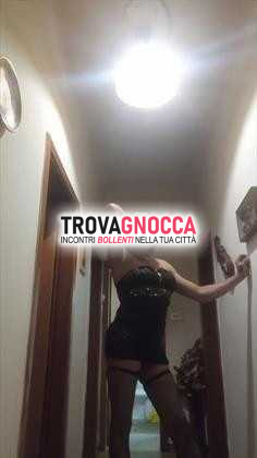 attraente transessuale alexandra nuova e affascinante venezolana ti aspetta momenti intensi e piccanti presso stazione berceto. non perdere l'occasione scoprire sua passione e suo calore. stazione berceto è luogo ideale incontro indimenticabile