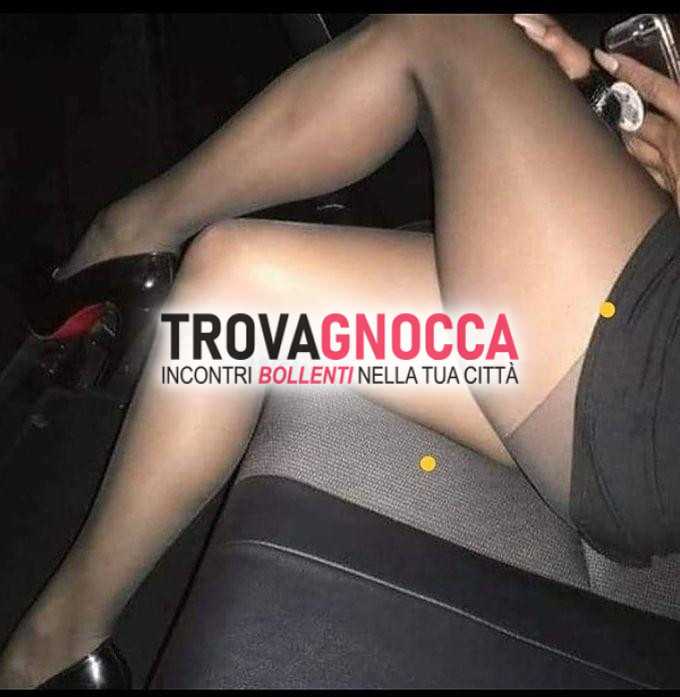 san michele sonia casalinga fiamme. adoro sentire gusto sperma sulla mia lingua