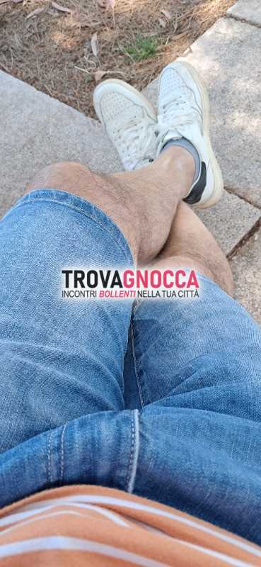 singolo maturo dotato cerca coppia maturi