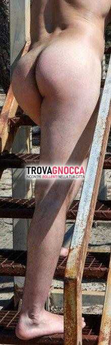 🔴 accoglio fino tarda notte. vicinanze battipaglia. anche stranieri 👍 annuncio sempre attivo.