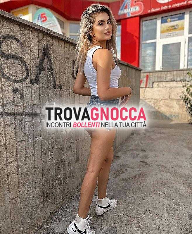 🔝ciao sono eliza🔝🔞una rumena appena 20 anni e ho voglia irrefrenabile divertirci insieme🔞🍷.