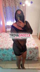 engi pontedera sono bella ragazza mora 👱‍♀ seducente 😋💋 faccione incantevole