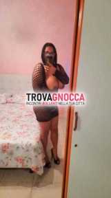 engi pontedera sono bella ragazza mora 👱‍♀ seducente 😋💋 faccione incantevole