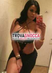 a savona lungo lungomare primissima novità dea sesso è qui scopri suo lato b irresistibile gustati pioggia dorata piacevole e lasciati sorprendere un'effervescente esperienza 69. non perdere l'occasione esplorare fantastico squirting e lasciati avvolgere calore vere chiavate tutte posizioni che desideri incontro che sarà indimenticabile
