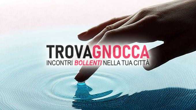 massaggiatrice tantra disponibile lei o coppia cerca un'esperienza unica e avvolgente.