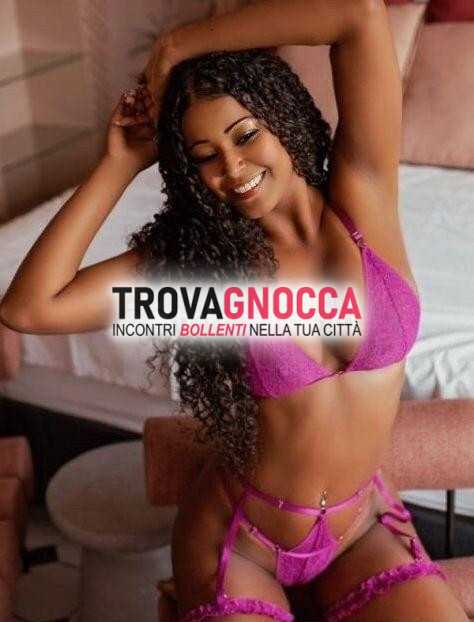 💕🔥veronikka 🍭🩷🍬appena arrivata bari☀️☀️☀️ ragazza incantevole corpo urlo pompini meravigliosi e massaggi sensuali💕