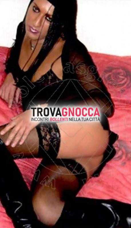 affascinante trav milanese porca e generosa cerca maiale appassionato momenti puro 69. sono disponibile mezzanotte alle 3