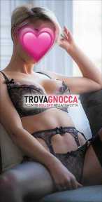fascia alta insospettabile italiana - disponibile anche un'amica italiana incontri indimenticabili