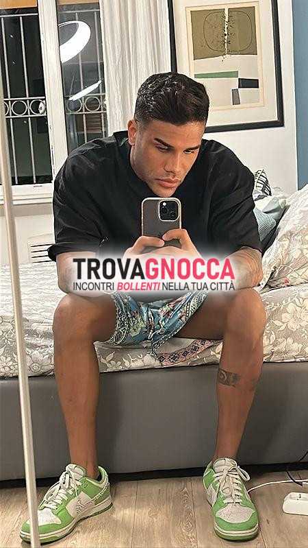 💛💛🤎🤎 ragazzo brasiliano 28 anni ativo passaggi completo. disponibile 24 ore 24 anche coppia 🤎🤎💛💛💛