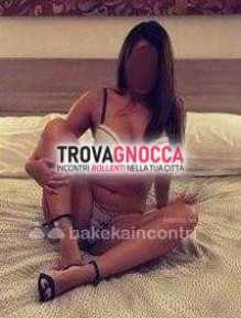italiana sabina cremona bella morettina magra corpo attrattivo e viso incantevole È molto disponibile fino alle 18