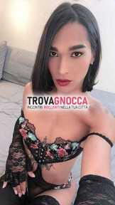 sono marjorie ragazza transessuale cattiva che ti offre 22 cm puro piacere. sono regina trio bdsm e fisting. mi piacciono schiavi sottomessi e oltre questo desidero condividere esperienze indimenticabili te