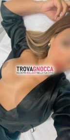 nuova bomba sexy 5 tette ❤ paola arrapante e sensuale troietta perduta nella passione e ninfomane senza limiti lato b bocca velluto.