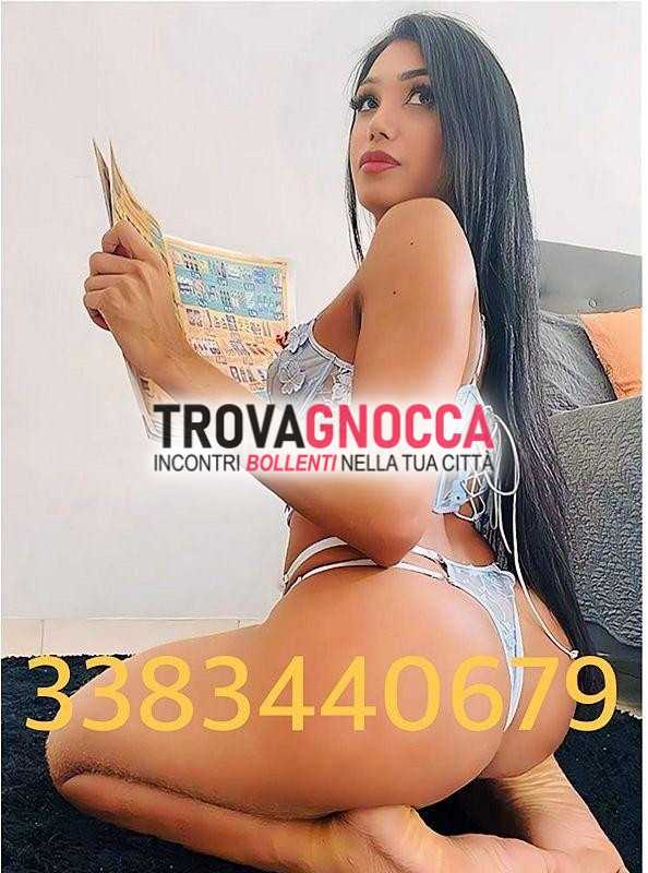 😈 padrona wanessa mai vista pienna de latte😈 vieni sborra🥛🍼