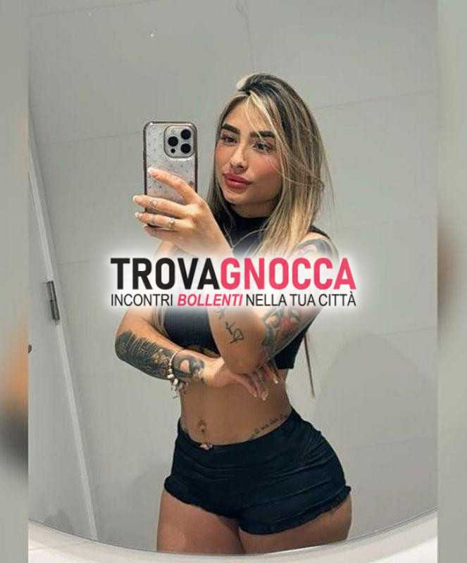 💋appena arrivata 💄antonella ragazza sogno mai vista prima🫦🐷👠 sua bellezza vivo È ancora piÙ incredibile che nelle foto 🫦