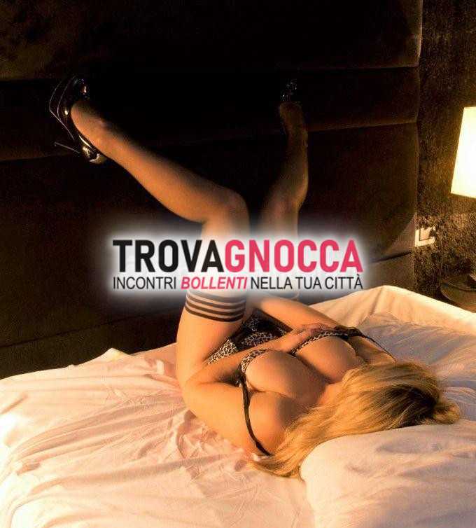 nuova italiana incontri caratterizzati passione e coinvolgimento baci caldi e seno naturale 5 misure. baci alla francese e foto reali fino alle 23