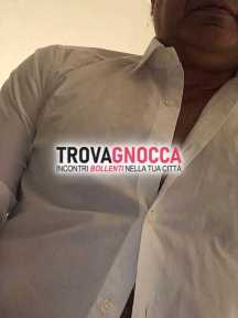 singolo educato e riservato cerca donna o coppia divertimento sano e piacevole. singolo educato e riservato cerca donna o coppia divertimento sano e piacevole.