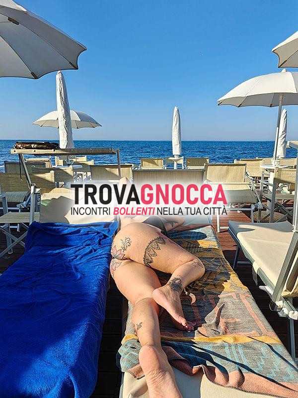 splendida donna ti attende momento speciale.