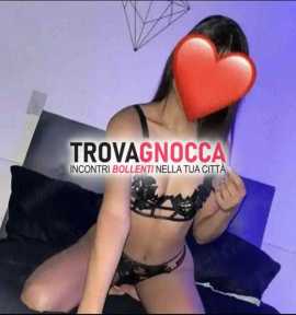 19enne ninfomane vogliosa sukkiare e leccare lecca lecca vieni sfondare tutti miei buchetti caldi e stretti. l’ambiente È climatizzato e ti aspetto lingerie