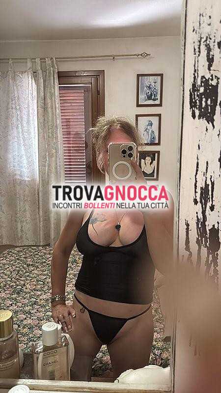 affascinante ester 50 anni pronta farti vivere momenti indimenticabili 💋