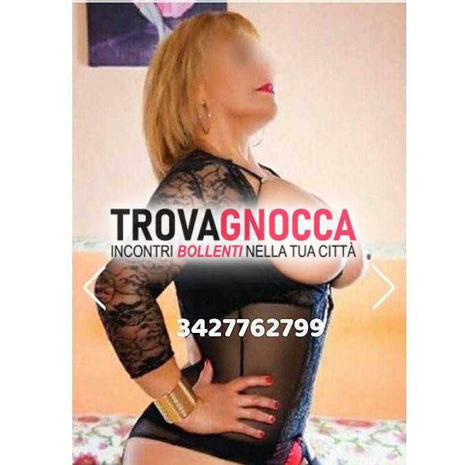 dolcissima e travolgente molto porca bocca fuoco e vagina super vogliosa