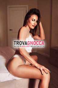 lenna❤🌶giovane e incantevole 🥰🥰 ❤‍🔥un'autentica bomba sexy❤‍🔥.💦assolutamente affascinante💦. straordinaria mix erotismo puro e desiderio 🚨