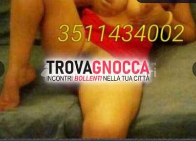 bionda spagnolina dolcissima donna matura fighetta pelosa e profumata ti aspetta momenti deliziosi coccole. È molto troia letto chiama anche domenica ti bacia