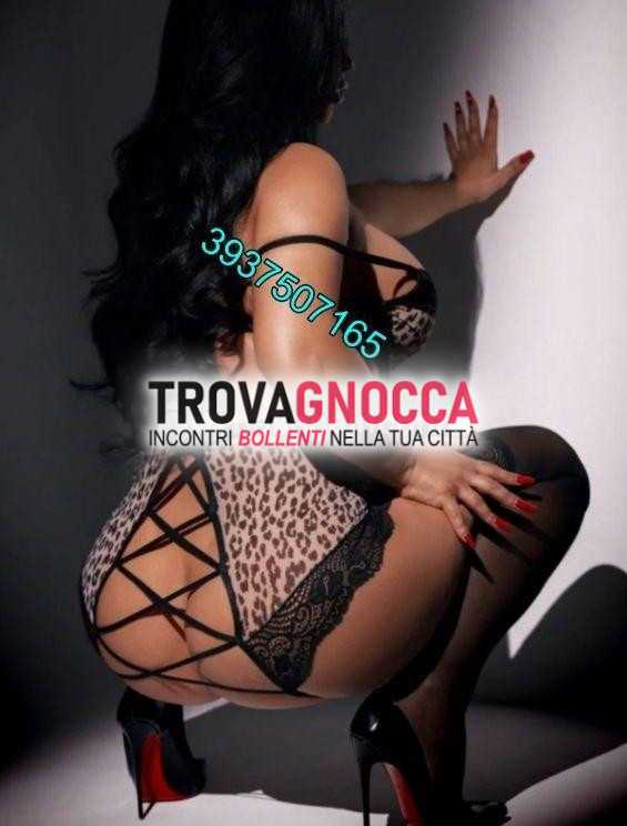 monopoli😍💋💋👠👙 fantastica massaggiatrice sensuale momento sesso sono rientrata piu' carica che mai 💋👠👙 mora culo sogno 😍