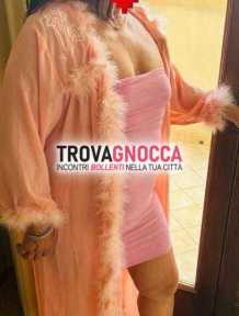 casarano. matura salentina dolce e intrigante👠 sacco esperienza 💋 farci perdere nel sogno 🍓 ti aspetto😍 non sarÒ disponibile dopo venti💋