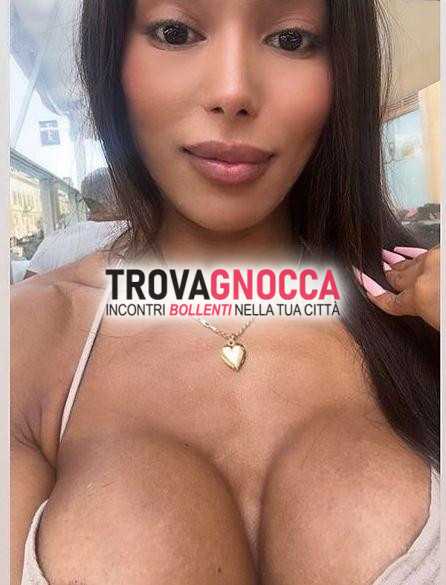 💦🐷🔥 sirena dei palermitani laura transessuale versatile sempre pronta rivelare suo lato piÙ passionale 🍼