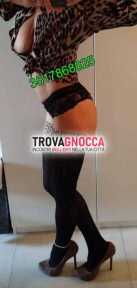 vanessa italiana 🇮🇹 È un'impiegata discreta che nella sua vita privata ama trascendere limiti. appuntamenti al buio sono sua passione poichÉ portano eccitazione e avventura. vanessa italiana 🇮🇹 È un'impiegata discreta che nella sua vita privata ama trascendere limiti. appuntamenti al buio sono sua passione poichÉ portano eccitazione e avventura.
