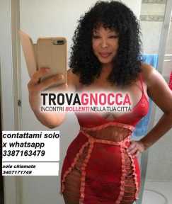 transex tettona culona cazzone grosso gran porcona