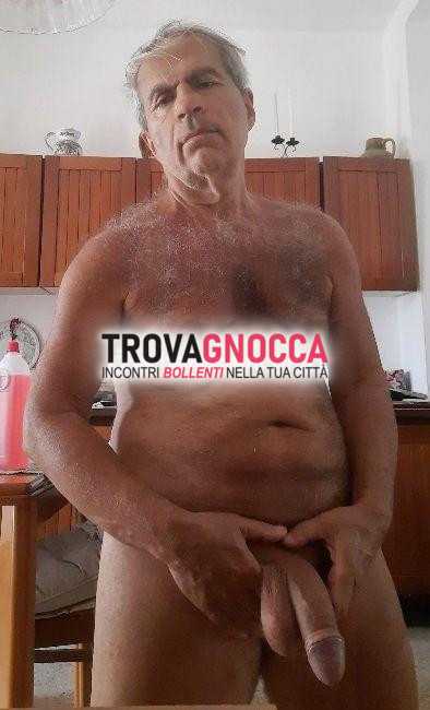 vecchio porco dotato lungo venire mariti che desiderano assistere alla moglie chiavata vecchio depravato. guarda foto. ospito senza lucro.