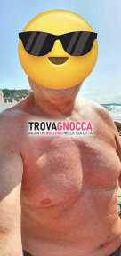 cerco ragazza giovane magra e delicata idealmente tatuata piercing e natura sottomessa