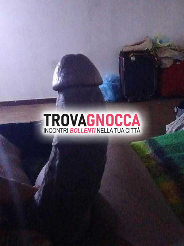 victoria sono uomo che cerca donna incontri piccanti. contattami whatsapp non mi interessano uomini. sono cerca donna giusta se desideri posso venire casa tua. scrivimi