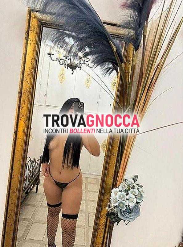 argentina È tua prima volta 💜 mia bocca caldissima e gola profonda ti aspettano gusta mia vagina calda e squirting sono regina sesso. nuova e pronta farti impazzire 💥💥💥 completis