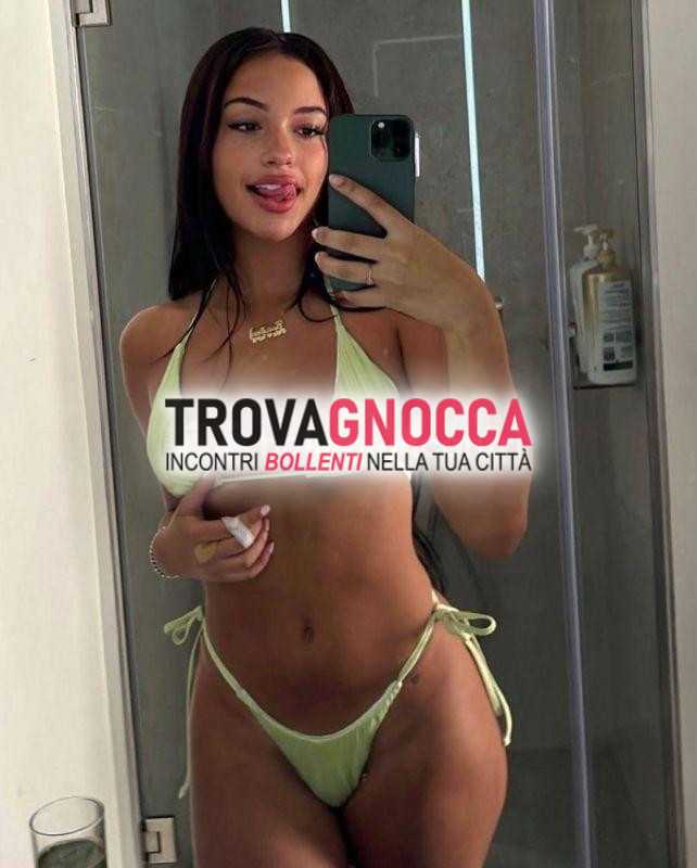 affascinante bambola brasiliana ❤️ incredibile e porca. contattatemi watsapp chiamate e messaggi